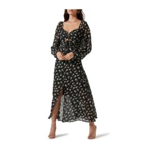 ASTR The Label Sweetheart Neck Long Sleeve MIDI dress 👗